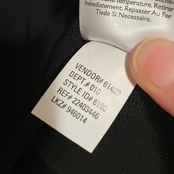 Eddie Bauer NWT Black Cotton Knit Quarter Length Top Size Medium Women’s - Picture 4 of 4